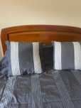 Cama casal c/ estrado+colchão+2 m. cabeceira. Ótimo estado