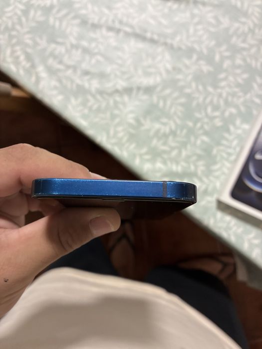 Vendo iphone 12 64gb