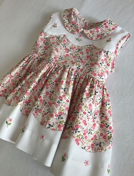 Vestido gola com flores e bordados | 12 meses