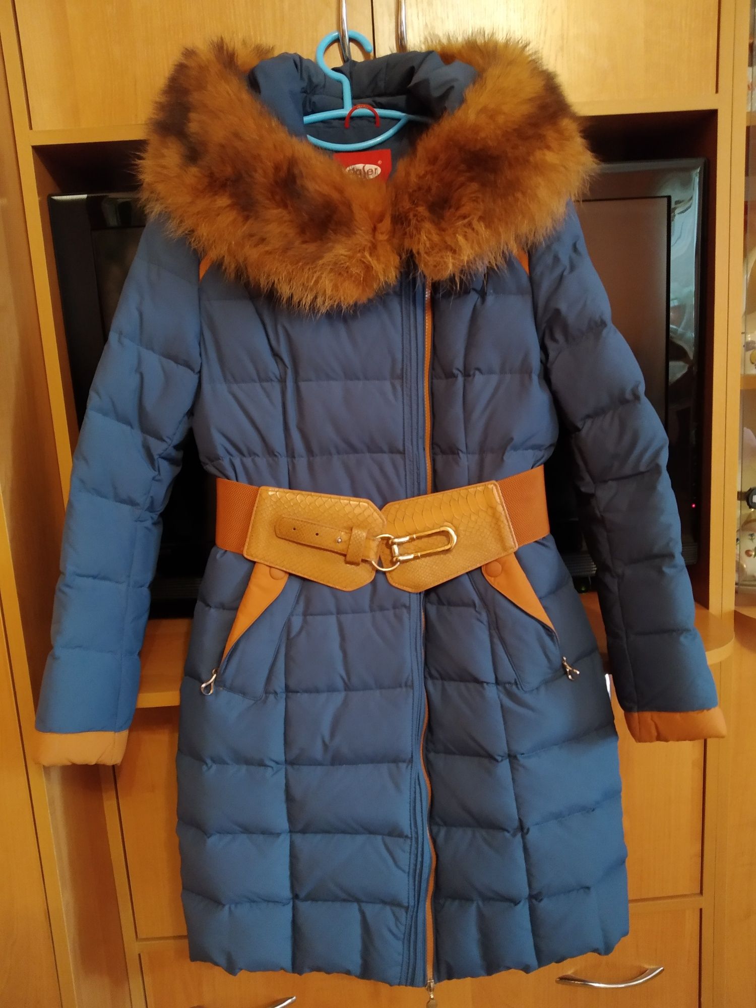 Зимова куртка, пуховик, зимове пальто