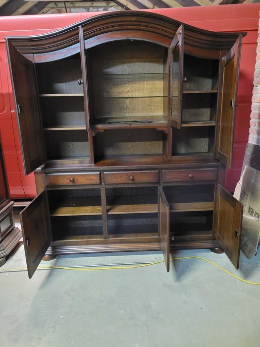 Kredens holenderski. Dębowy