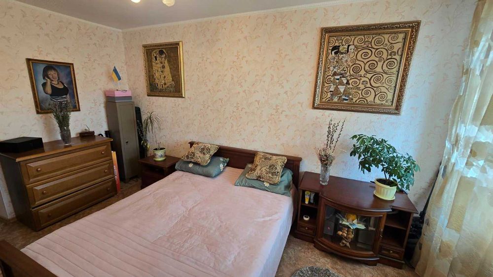 Продаю 3 комнатную квартиру.  3-я Слободская