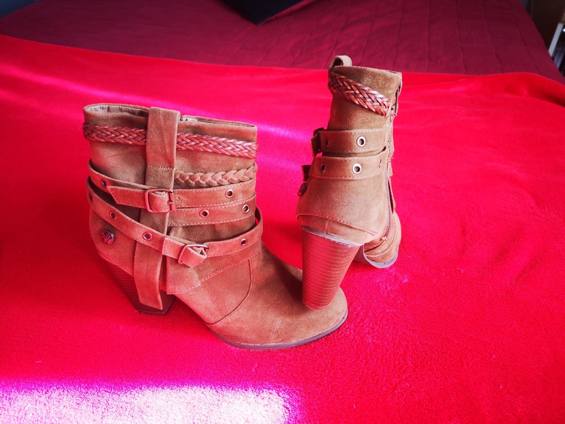 Botas camel camurça NOVAS