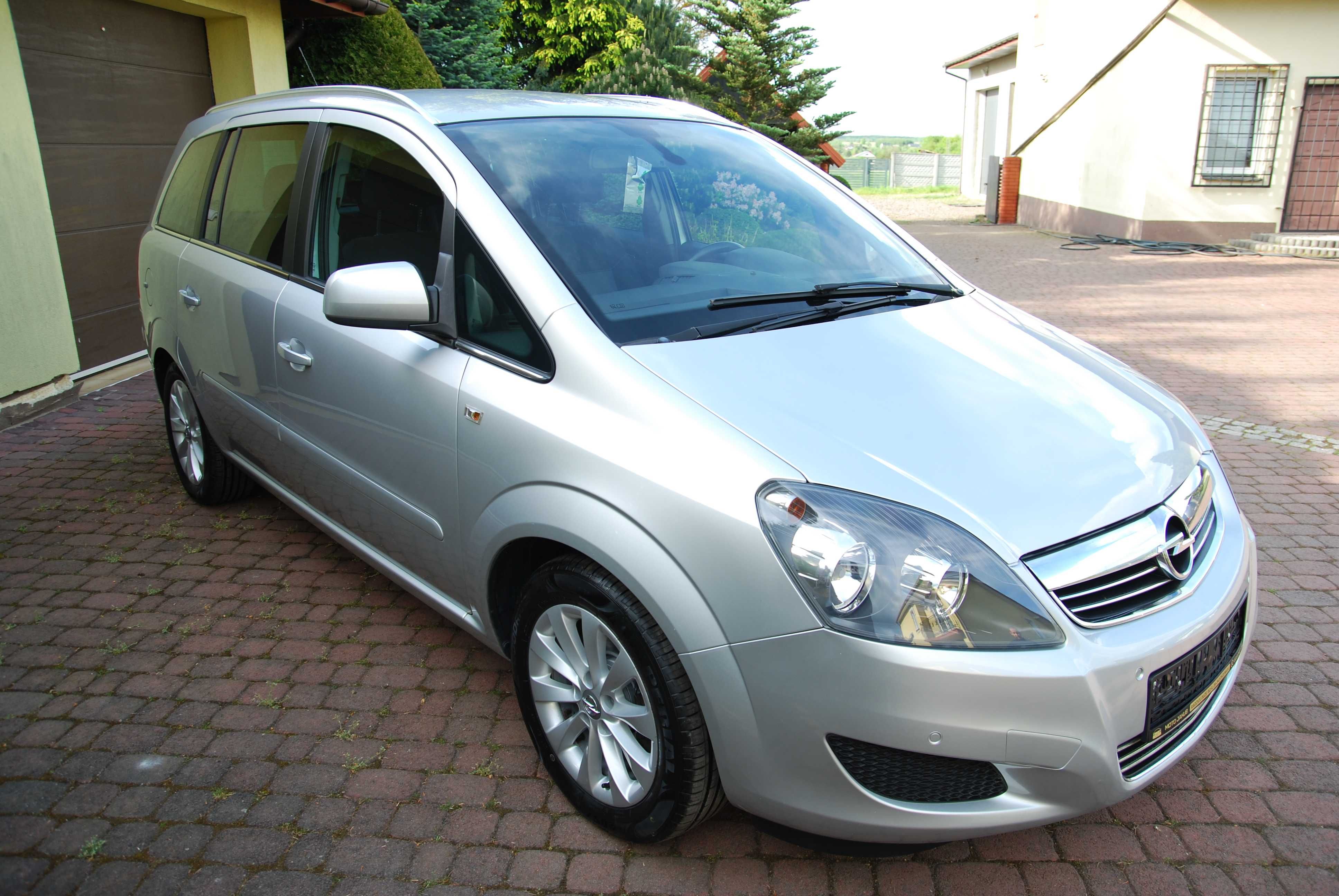 Opel  Zafira 1.7 cdti  #7 osobowy # Nawigacja # Super stan # 2013 rok#