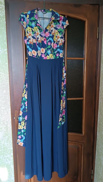 Продам нарядное  женское платье