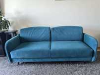 Sofa rozkładana z pojemnikiem na pościel