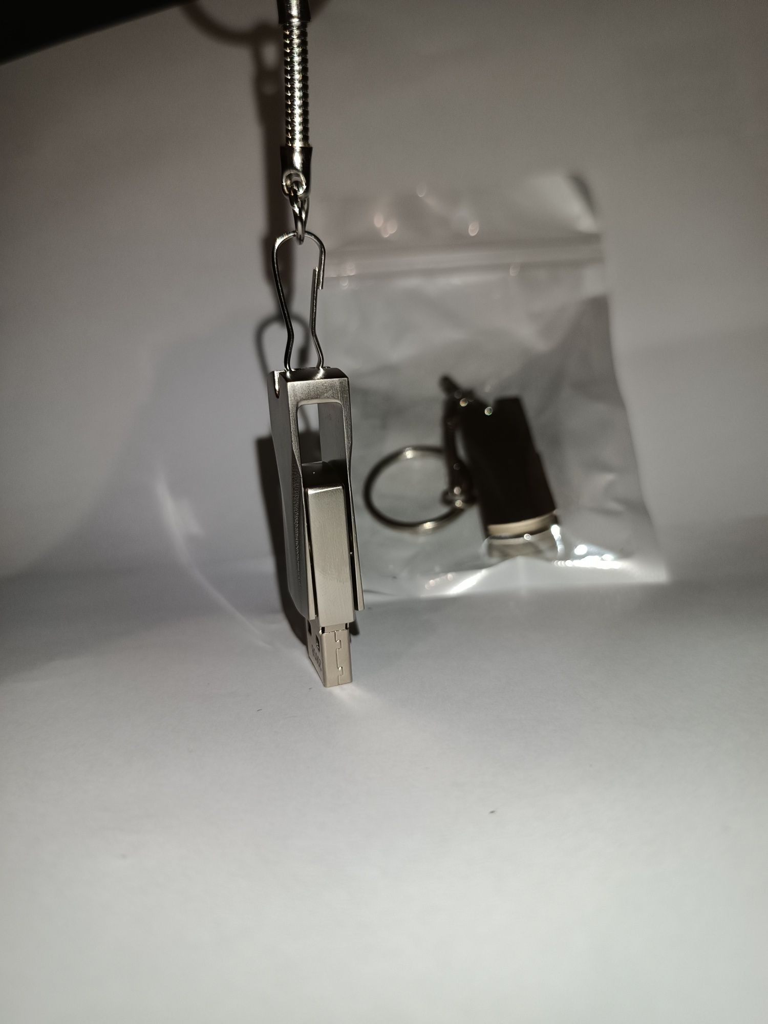Флешка 256G, поворотний корпус
