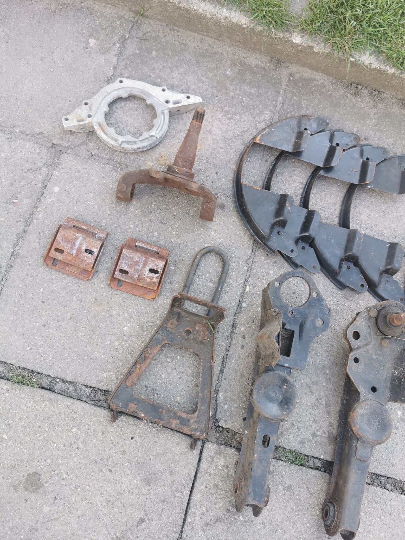 Wahacze Zawieszenie części Fiat 125P Polonez