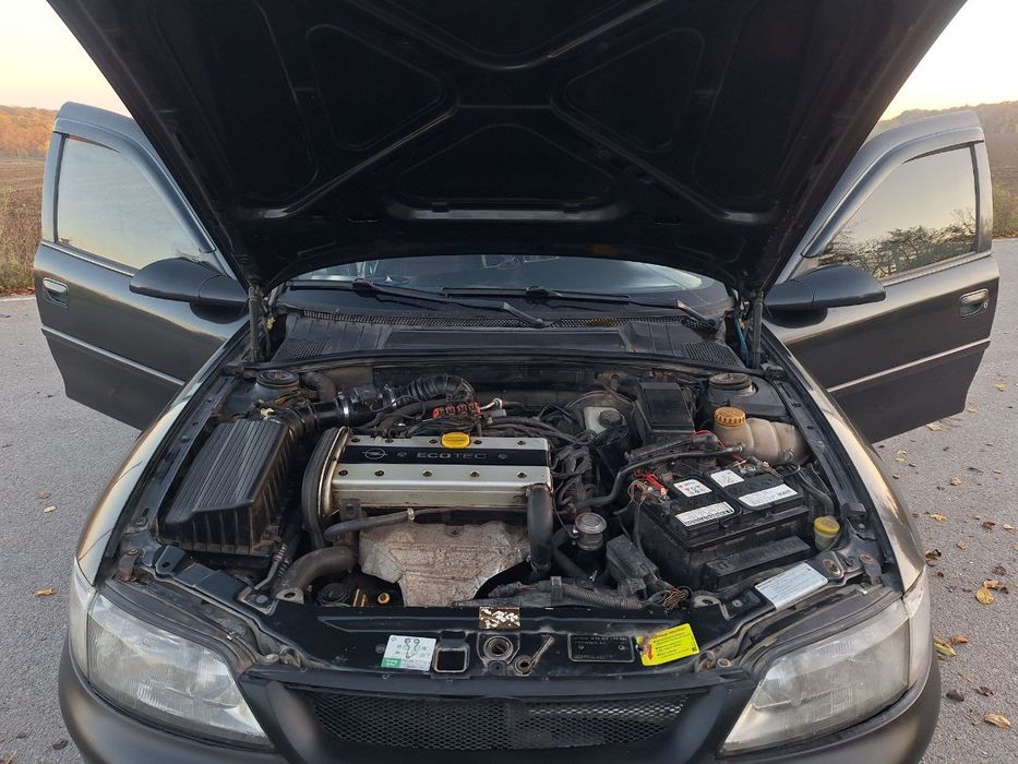 Продам opel vectra b 1.8 газ/бензин