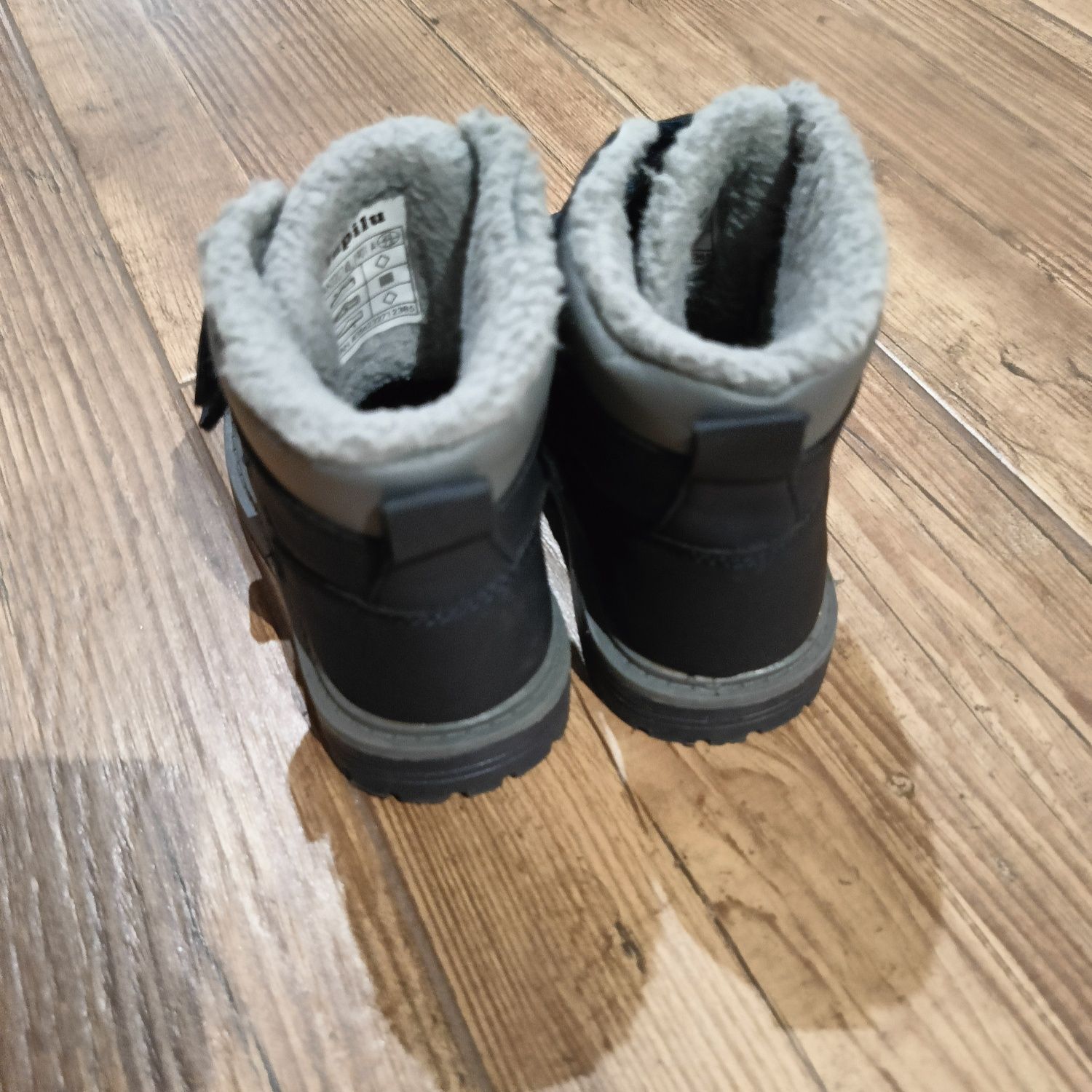 Buty trapery 25 stan.dobry