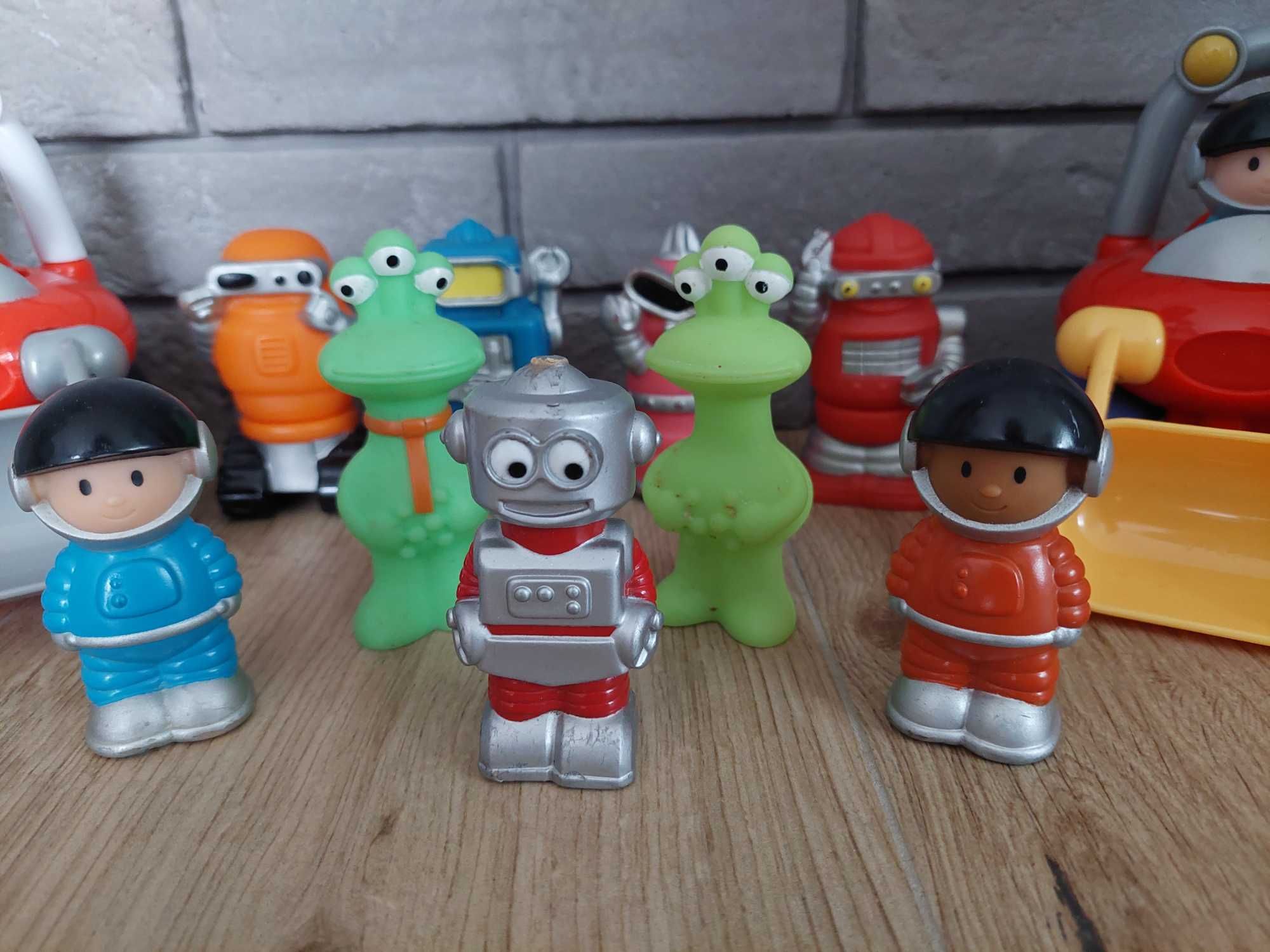 ELC Happyland figurki ludziki roboty kosmiczne, ufoludki, kosmonauci