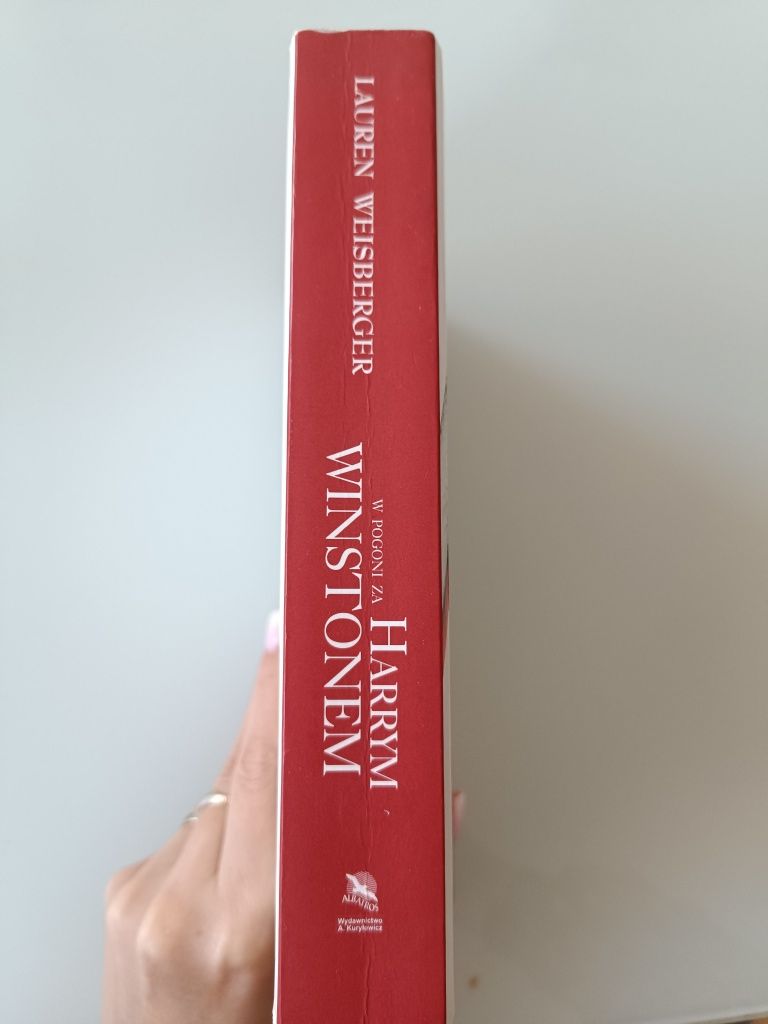 Książka "W pogoni za Harrym Winstonem" Lauren Weisberger