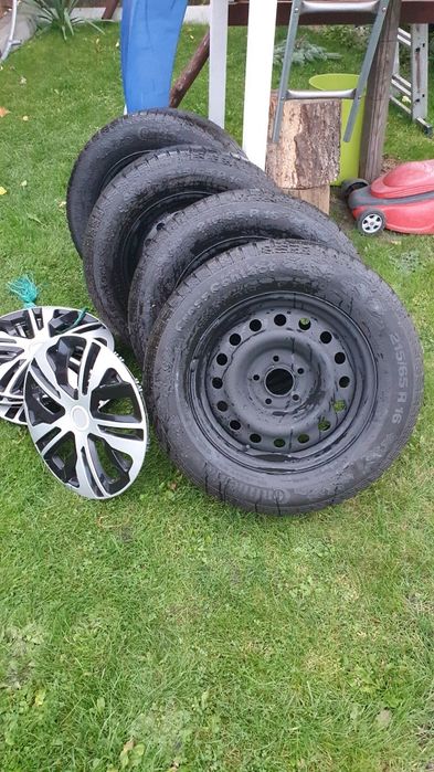 Koła z oponami zimowymi do Kia Sportage 215/65/R16