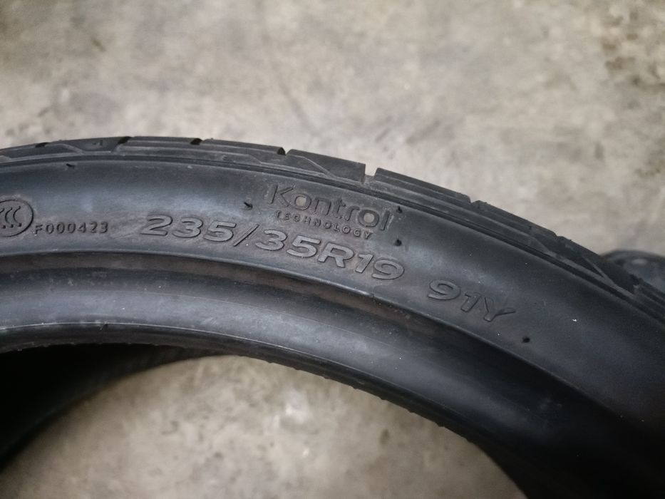 Demo 22r, Opony letnie Hankook Ventus S1 Evo3 235/35R19 91Y
