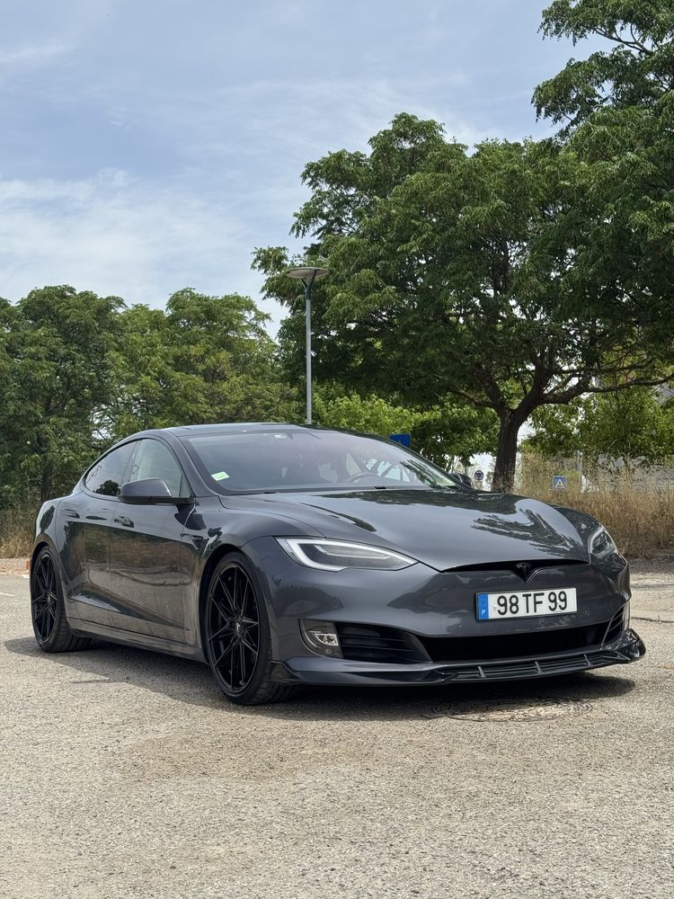 Tesla Model S 100D