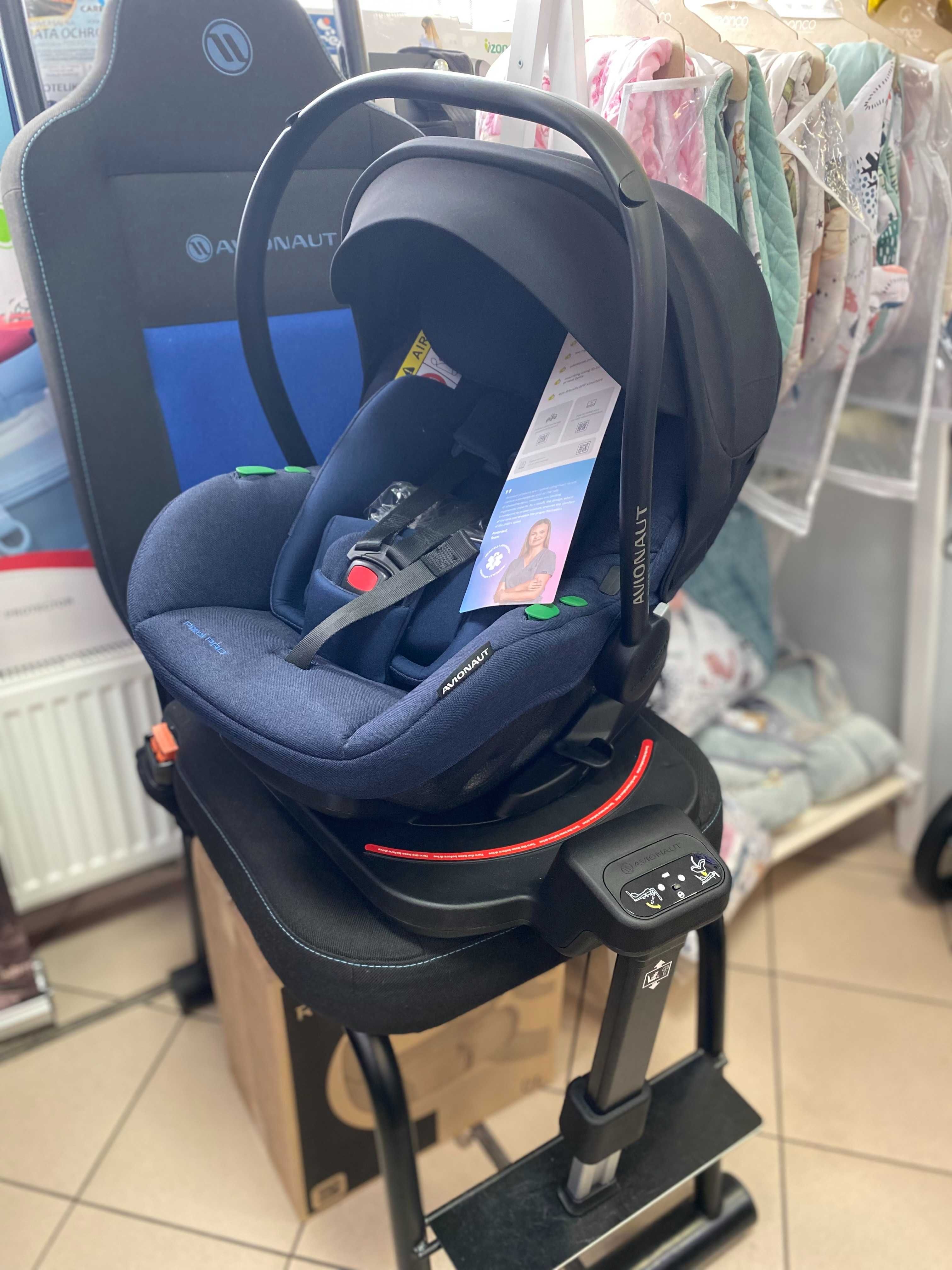 Avionaut Pixel PRO 2.0 C + baza obrotowa  IQ Orbit