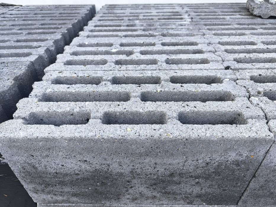 Pustak żużlowy 24/24/49 , 500 szt