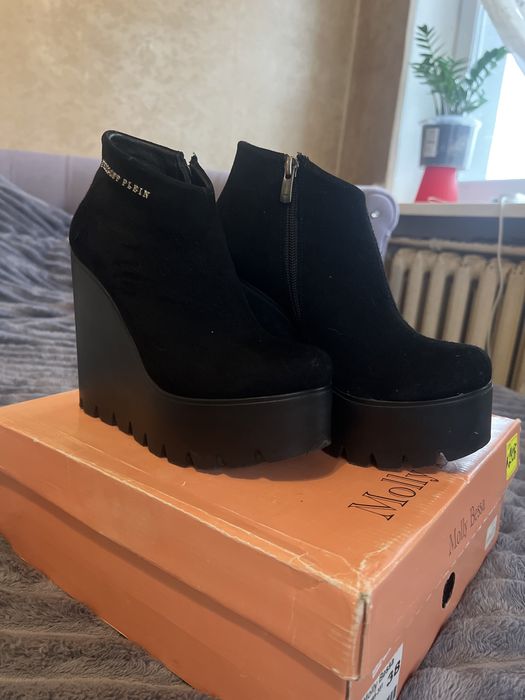 Жіночі бртинки 37 розмір