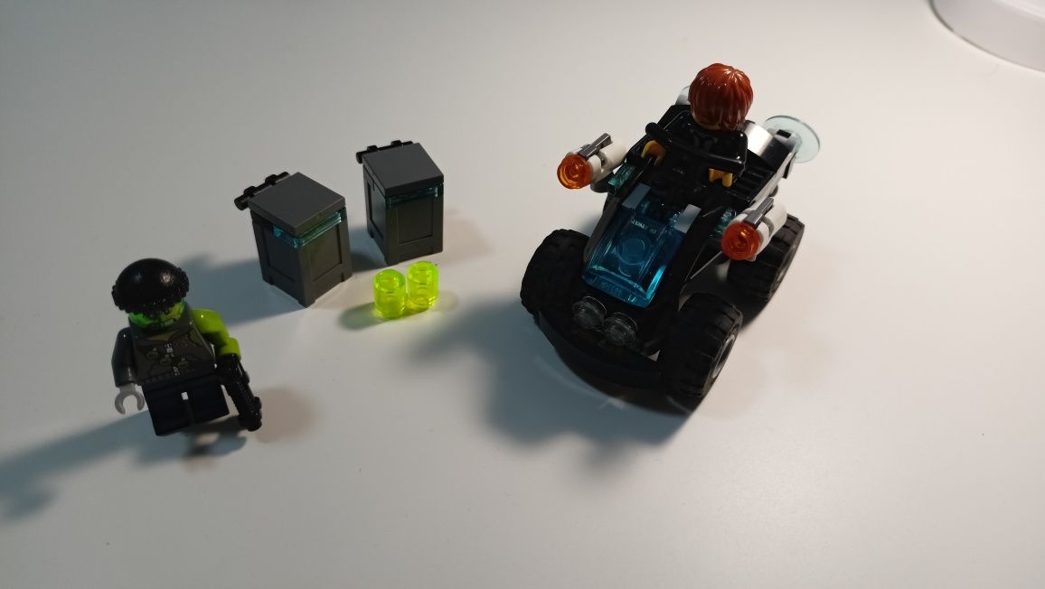 LEGO ultra agents 70160