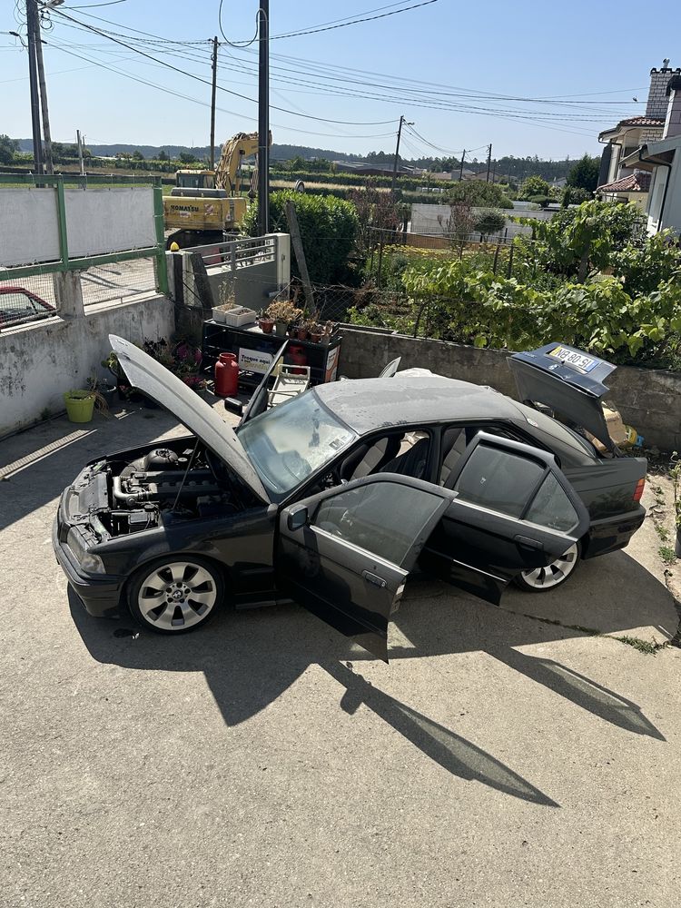 Vendo E36 325td com preparacao para drift