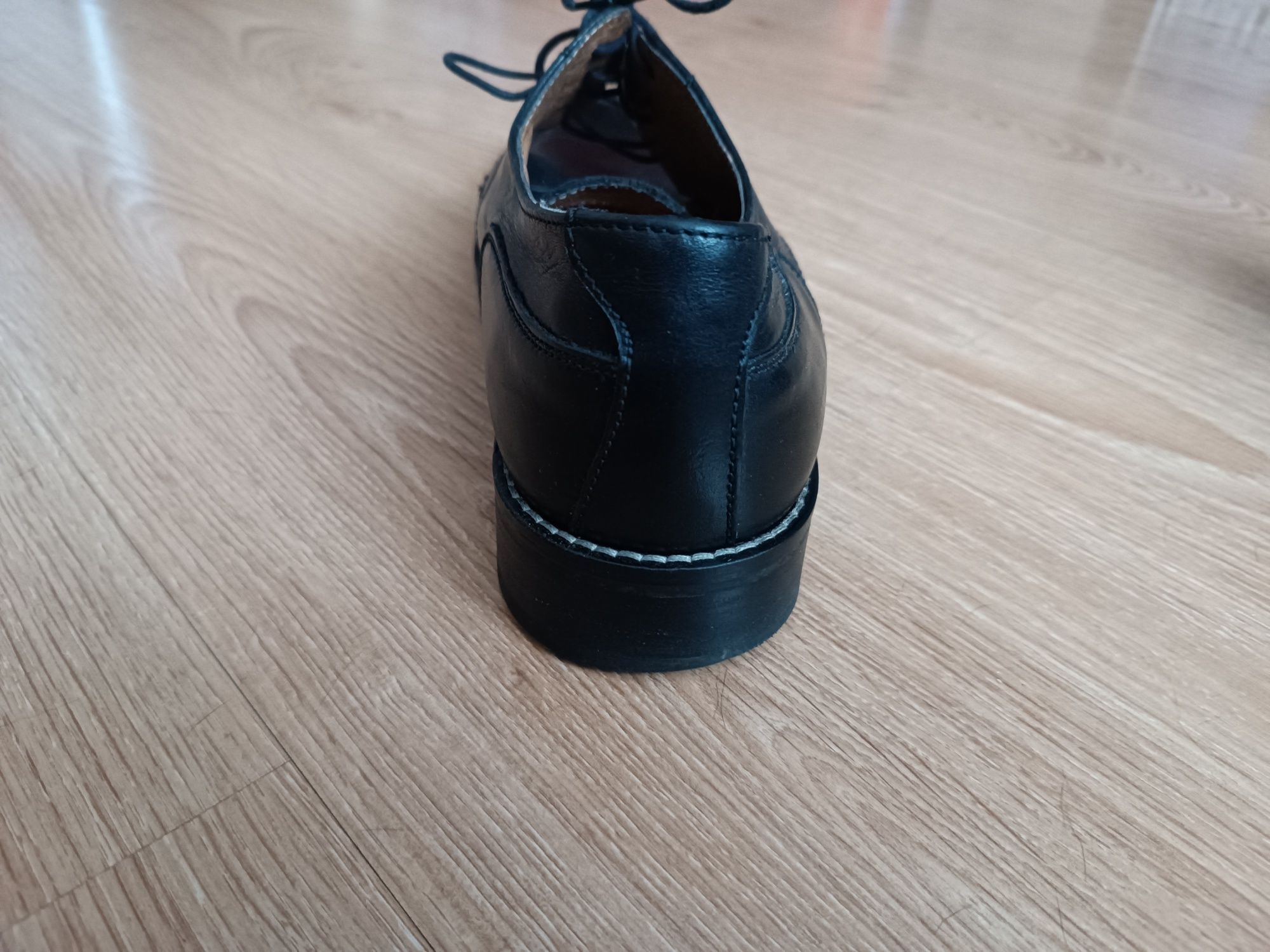 Skórzane buty męskie na skórze - firmy L.LAMBERTAZZI roz.44