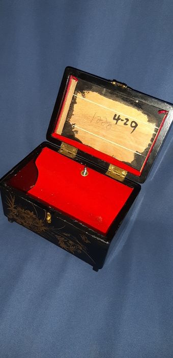 Kaseta chińska stara