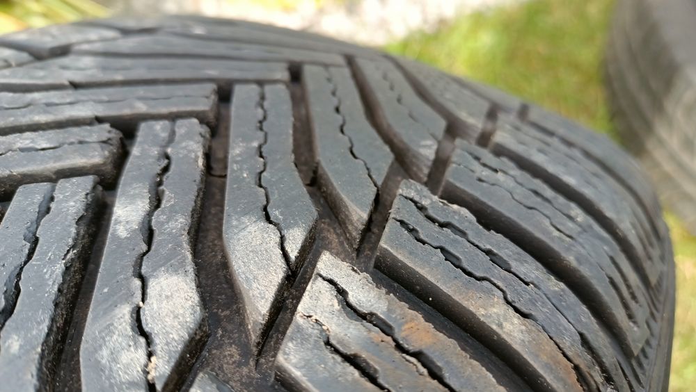 Koła zimowe felgi 16 5x112 et42 Mercedes E-klasa 225/55/16 stan bdb