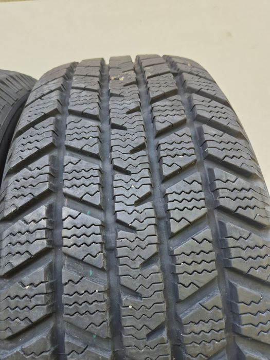 Шини 225/60/16, Champiro  (85)