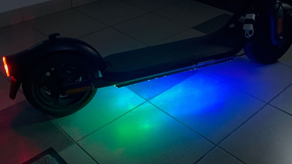 Hulajnoga elektryczna Ninebot f30d