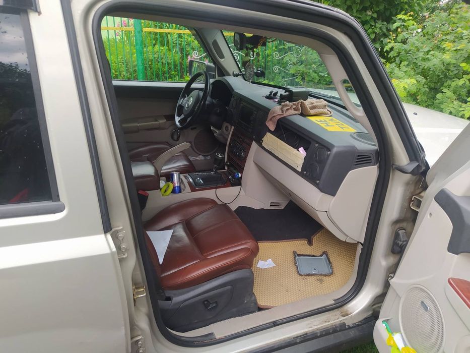 Jeep Comangeer 3.0 автомат повний привід для тих в когоУБД хороша ціна