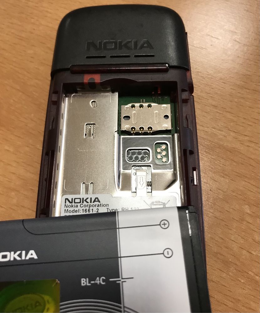 Nokia 1661 - Todo funcional e com autonomia para vários dias