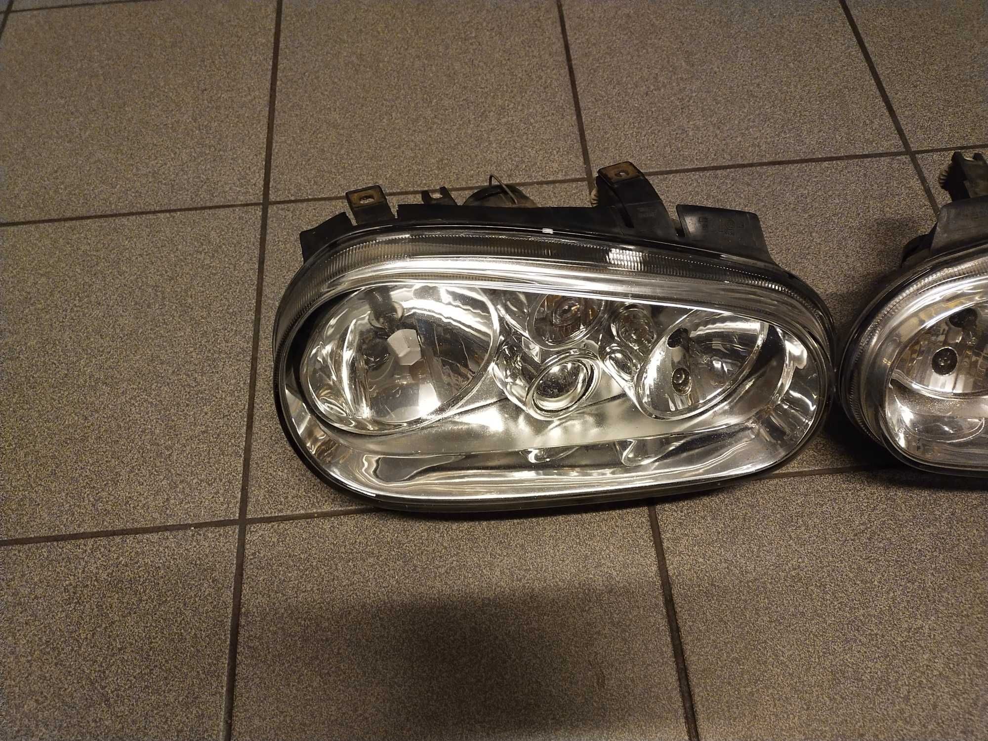 Lampy przód przednie Volkswagen VW Golf 4 IV