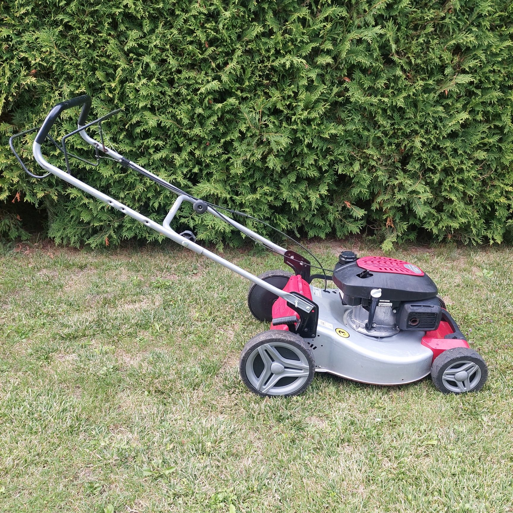 Kosiarka spalinowa Mounfield Honda