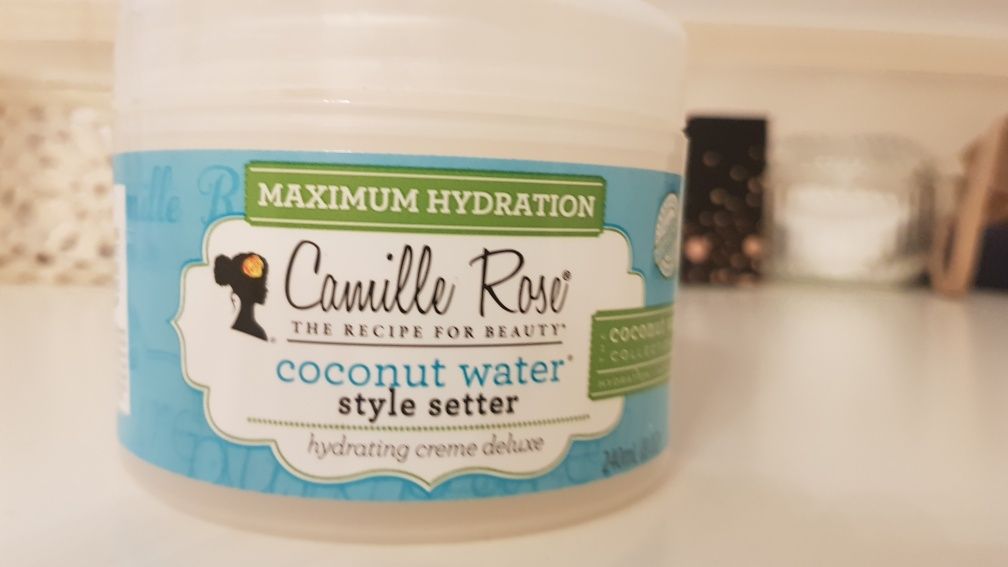 Camille Rose Coconut Water Style Setter Hydrating Crème Deluxe 240ml