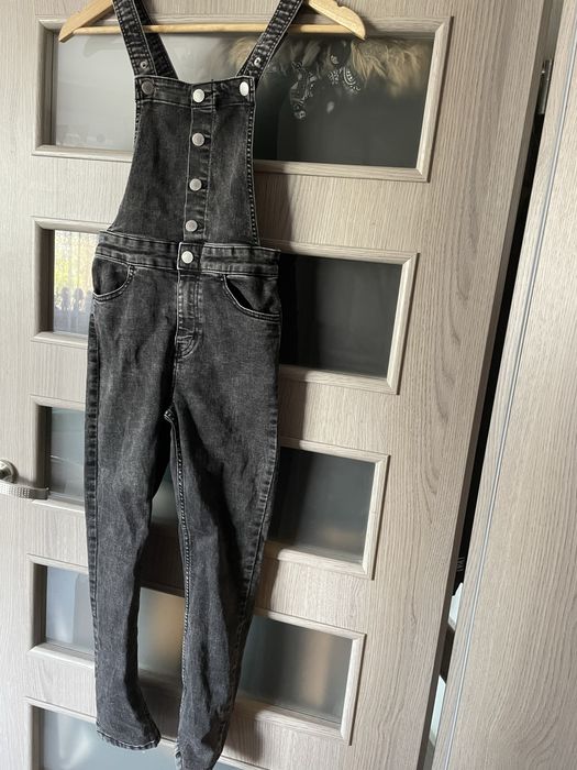jeansowe czarne ogrodniczki H&M spodnie eur 140cm/9-10 lat