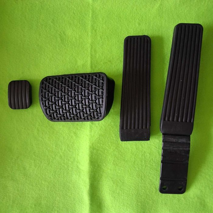 Накладки на педали AMG Mercedes C,E,S,G,CLS,GLS,GLK,GLC,GLE,ML,GL