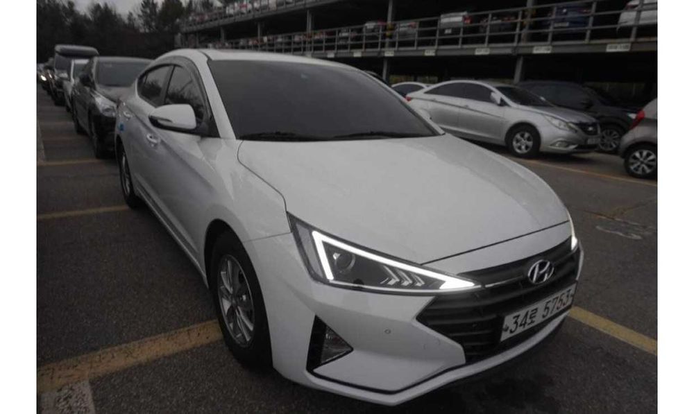 2020  HYUNDAI ELANTRA 1.6 машина із Кореї по дуже доступній ціні