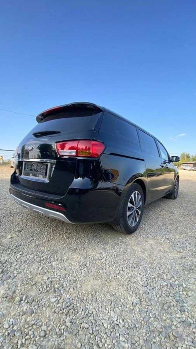 2017 Kia Carnival 2.2 дизель можно з ПДВ