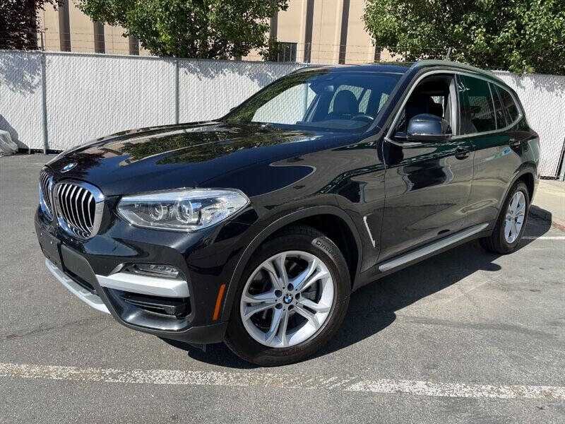 2021    BMW    X3
