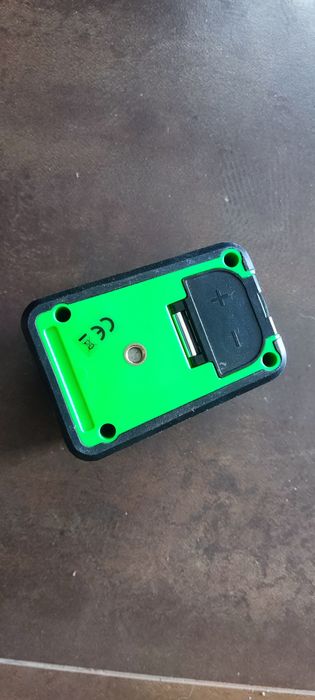 Laser cross lines64409379232898122