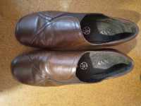 Pantofle skóra naturalna 39 tęgość H brązowe