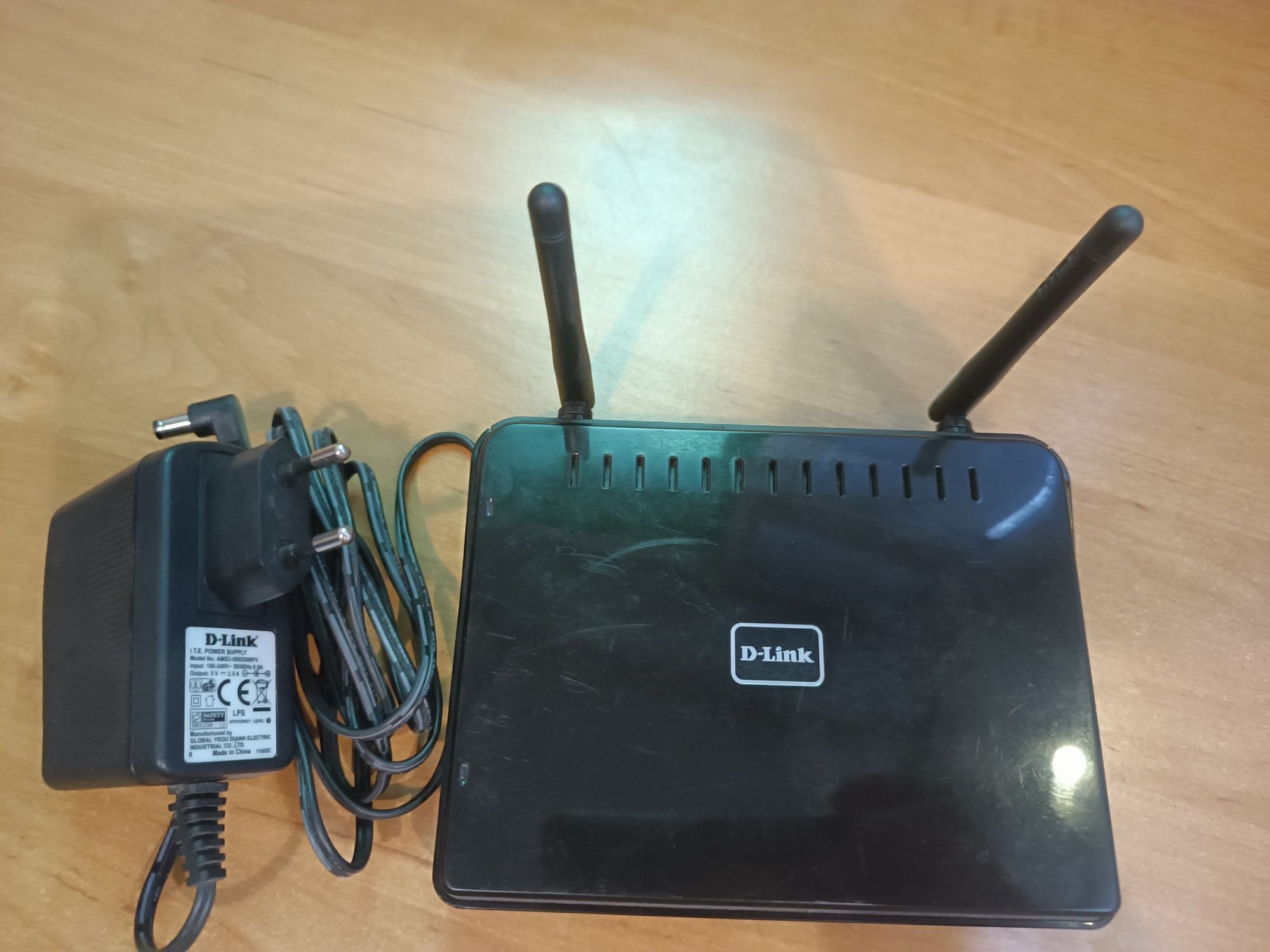 WI Fi router D-LINK DiR620