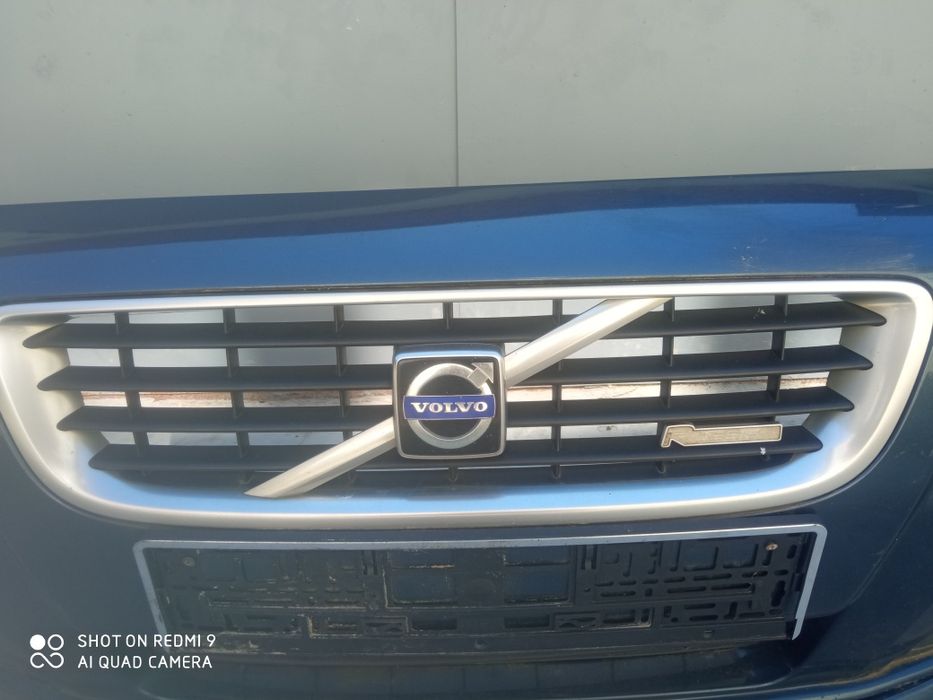 Решітка,бампер,гриль Вольво в50 volvo v50