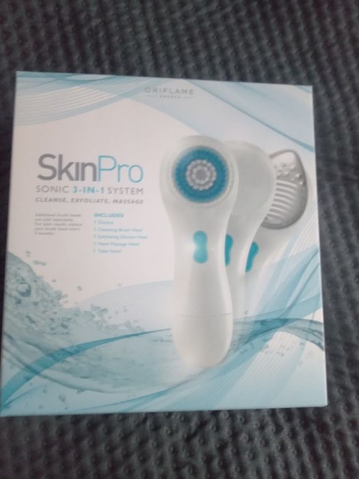 Soniczna szczoteczka do twarzy