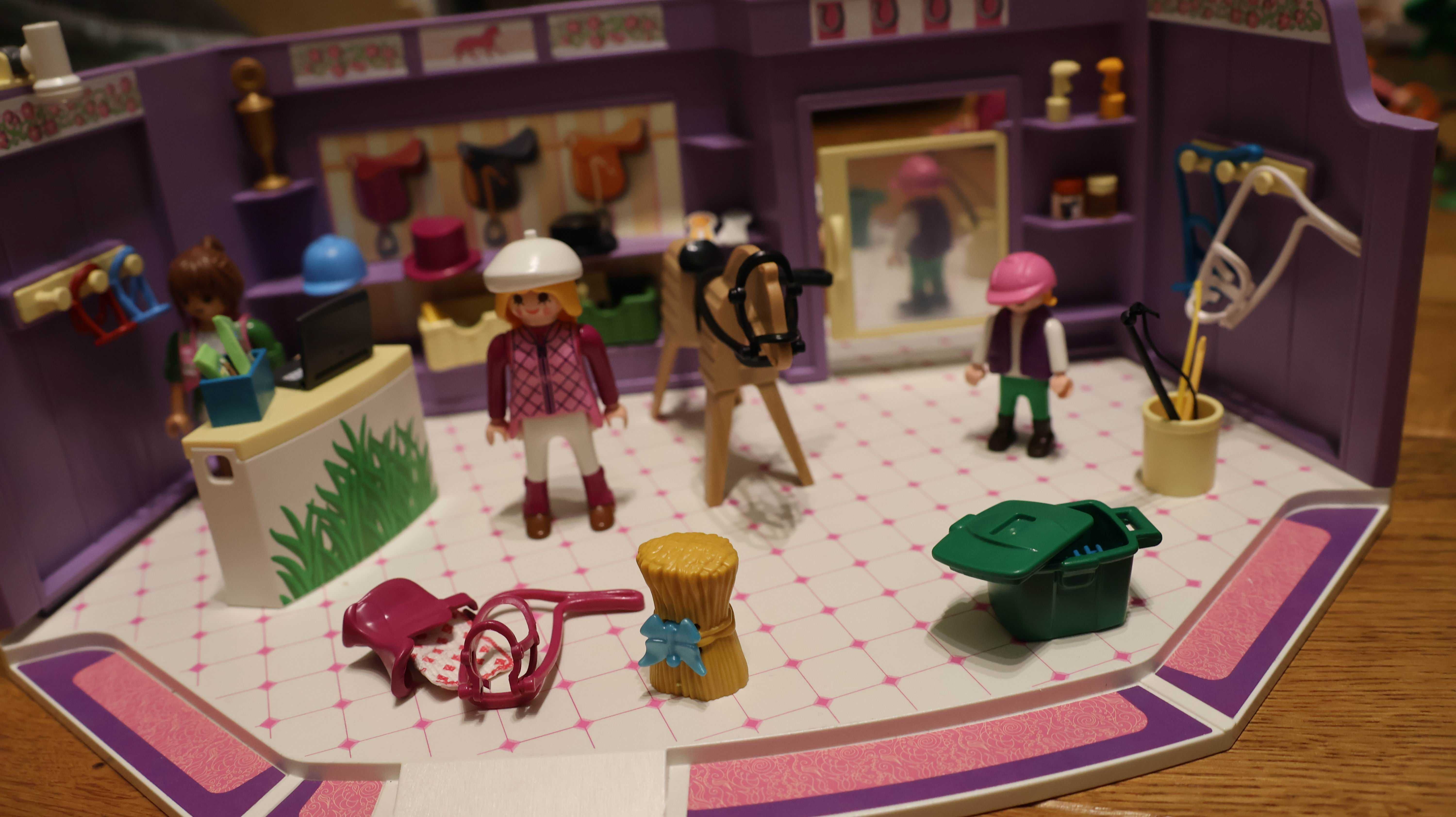 Playmobil 9401 CITY LIFE Sklep jeździecki