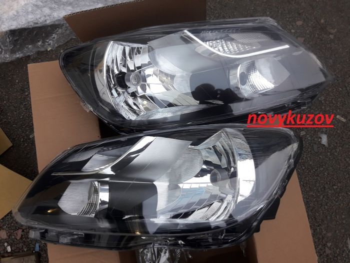 Фара  левая правая  Volkswagen Сaddy VW Caddy кадди с 11-