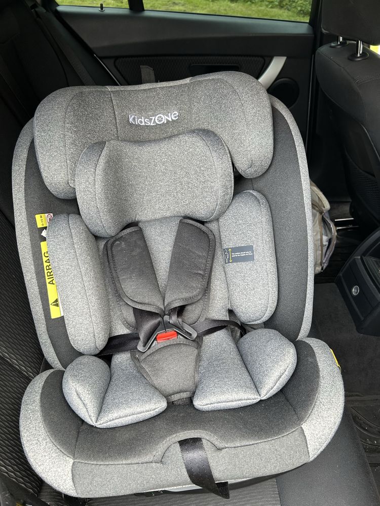 Fotelik samochodowy 360 z isofix
