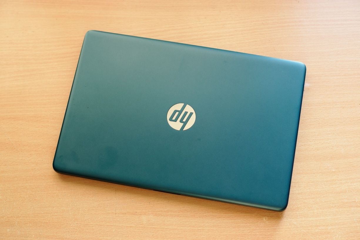 Ноутбук HP 15" Ryzen 5500U, 256 SSD