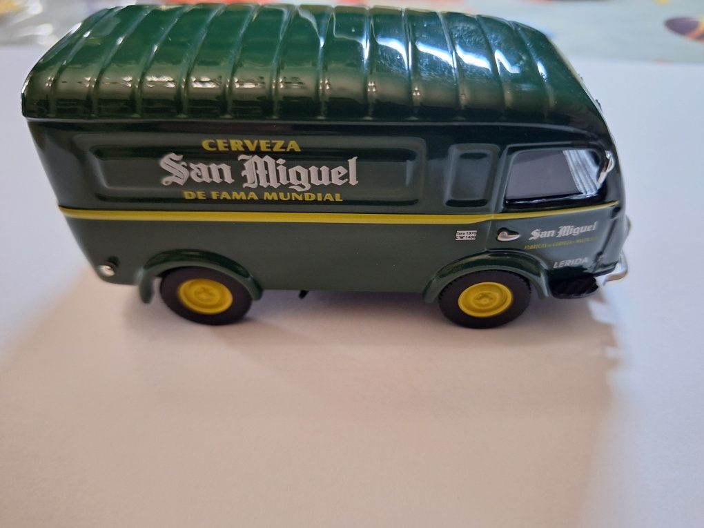 Carrinha miniatura 1/43