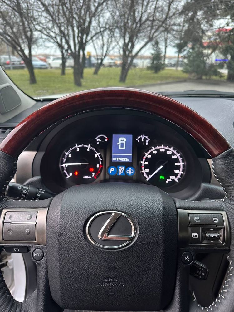 Продам Lexus GX460